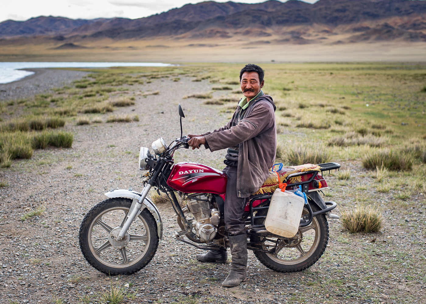 Mongolia, part 2 - I poked a man in his eye